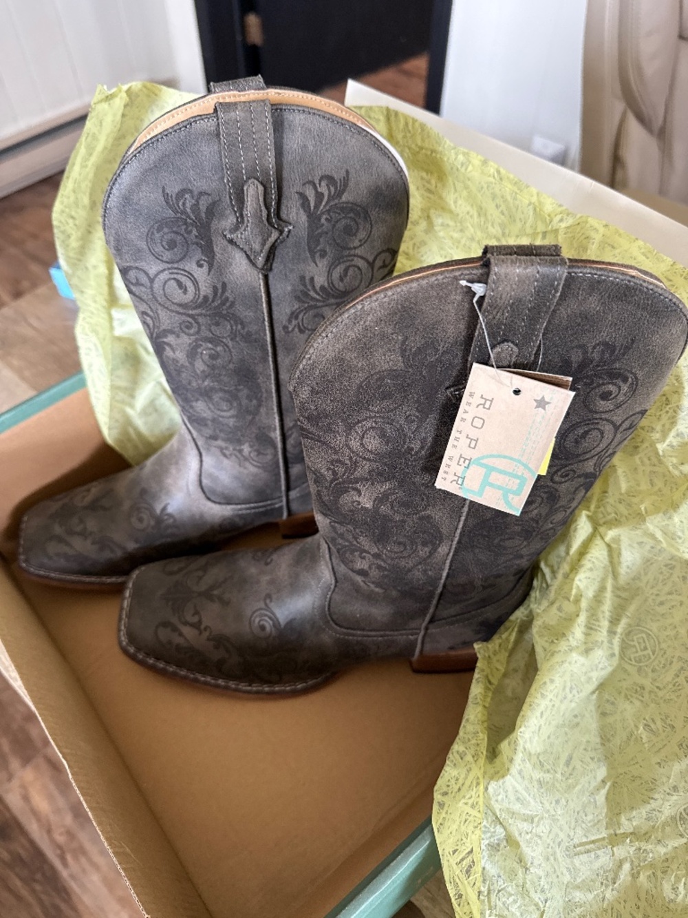 Women’s Roper Boots